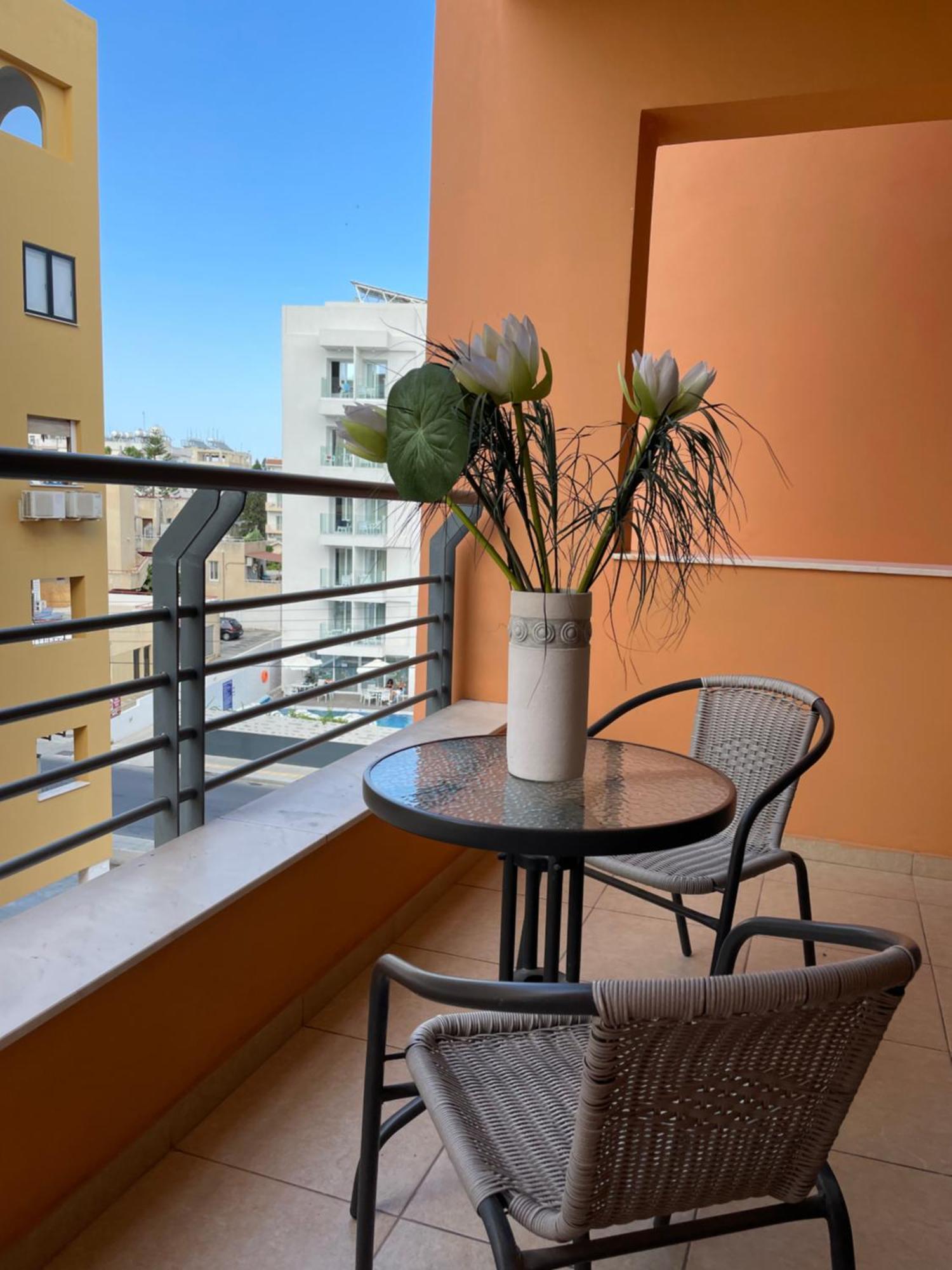 Vip Resort Apartment On Makenzie Beach Ларнака Екстер'єр фото